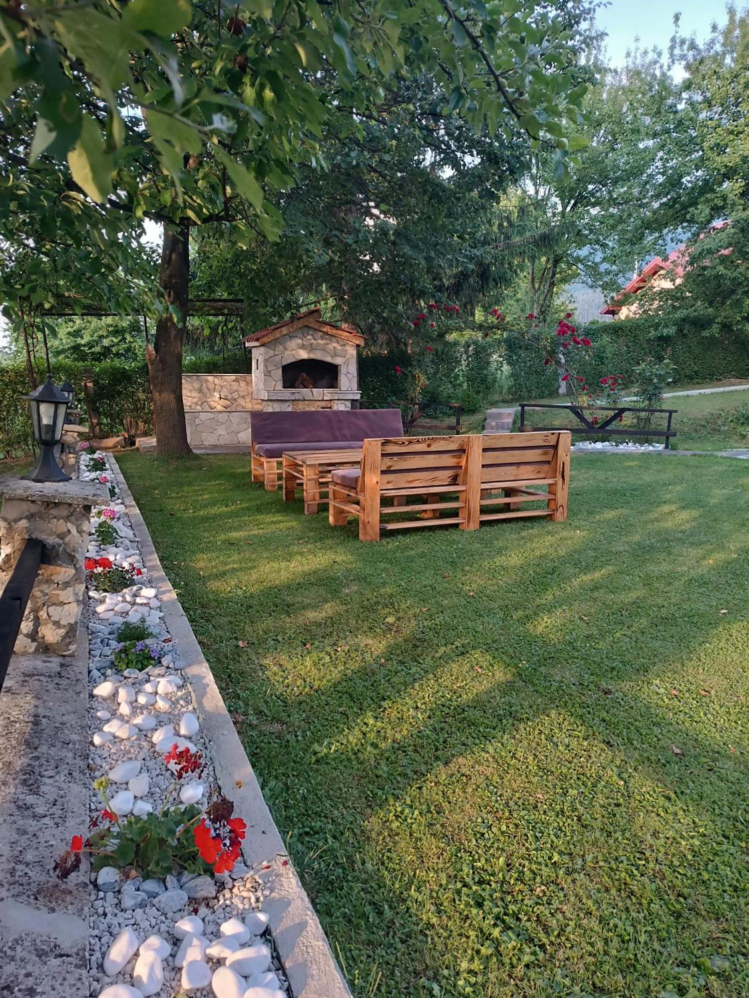 Tranquil Retreat - 